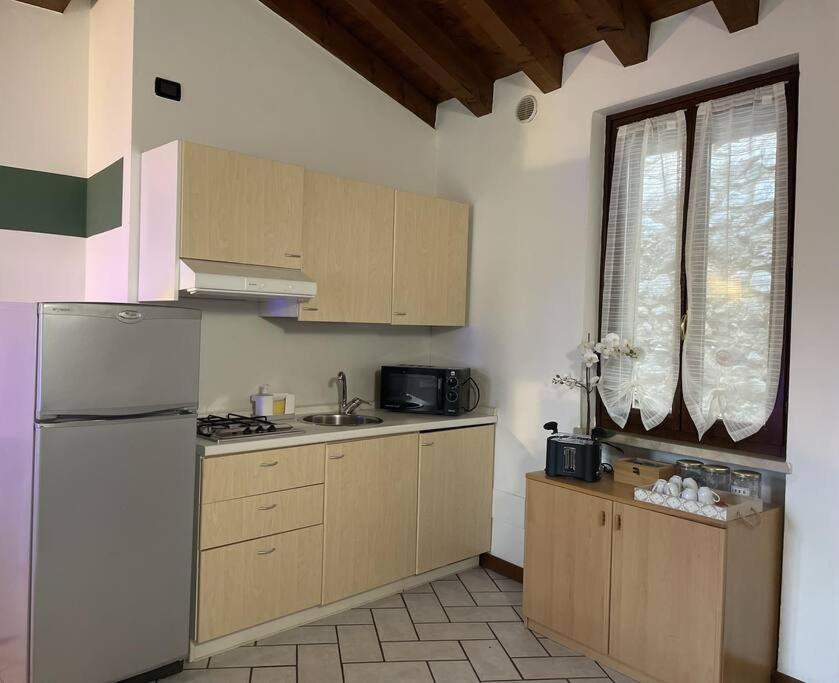 Incantevole Appartamento Moniga del Garda Exteriér fotografie